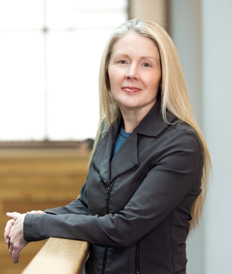 Heather Fullerton headshot.