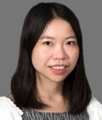 Alisa Mo headshot.