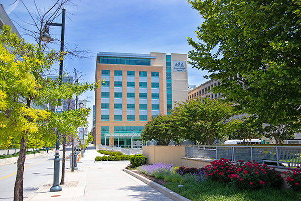 1741 Ashland Building Exterior