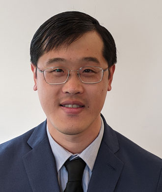 Eric Chin, MD headshot.