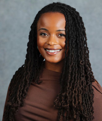 Jaylyn Andrus headshot.
