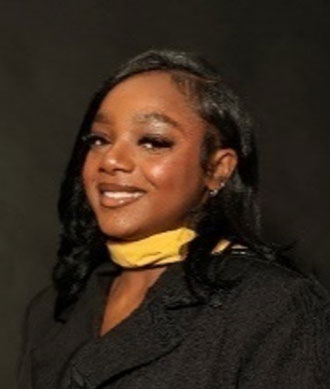 Shara Miller headshot.