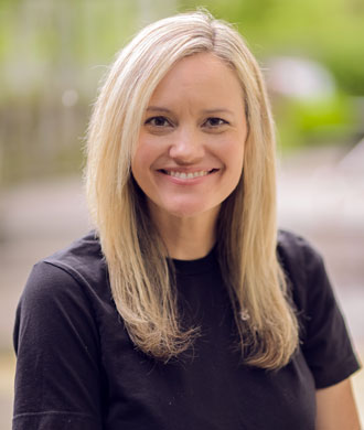 Lauren Mahoney headshot.