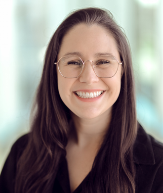 Stefanie Johnston headshot.
