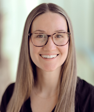 Taylor Shinholt headshot.