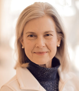 Stephanie Tabrisky headshot.