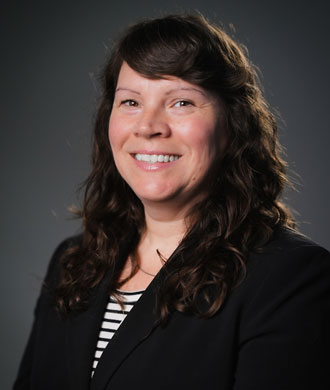 Carrie Collins headshot.