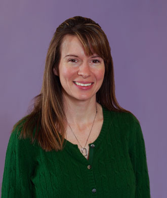 Jennifer Glattfelder headshot.