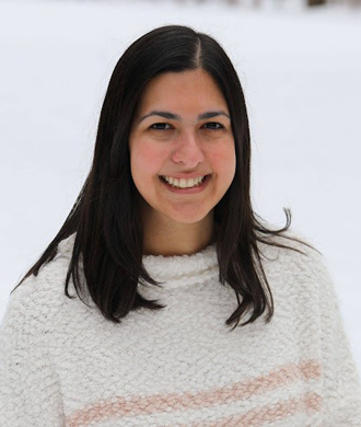 Hannah Brash headshot.
