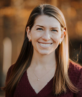Katie O’Hare headshot.