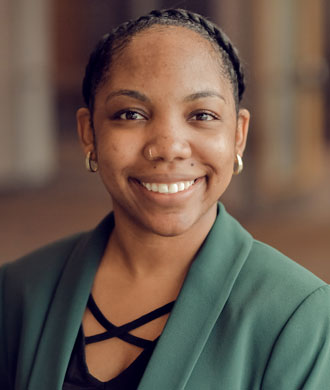 Kiara Ross headshot.