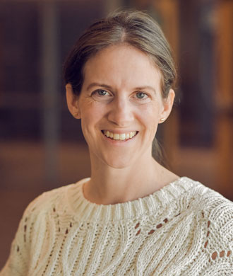 Mary Thorgramson headshot.