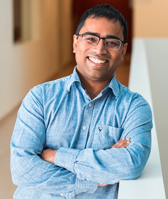 Satrajit Ghosh headshot.