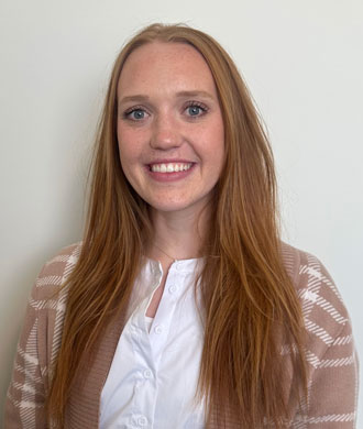 Tegan Hoff headshot.