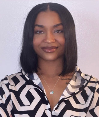 Dr. Arielle Flint headshot.