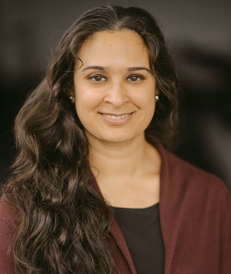 Aysha Jawed headshot.
