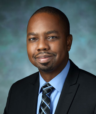 Damani Piggott headshot.