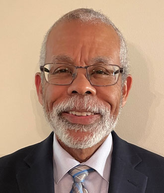 Dr. Ernest Carter headshot.