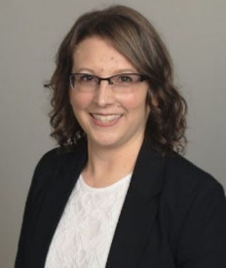 Jennifer Viola headshot.