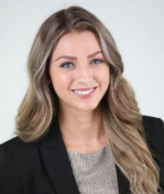 Melissa Schwartz headshot.