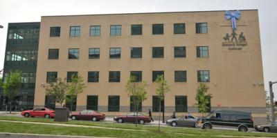 716 North Broadway exterior