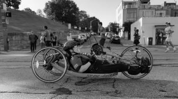 Hand cyclist