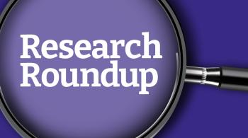 كلمات Research Roundup تحت عدسة مكبرة. الكلمات مكتوبة بخط أبيض على خلفية أرجوانية.
