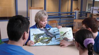 Article about the planned Center for Specialized Education Innovation.